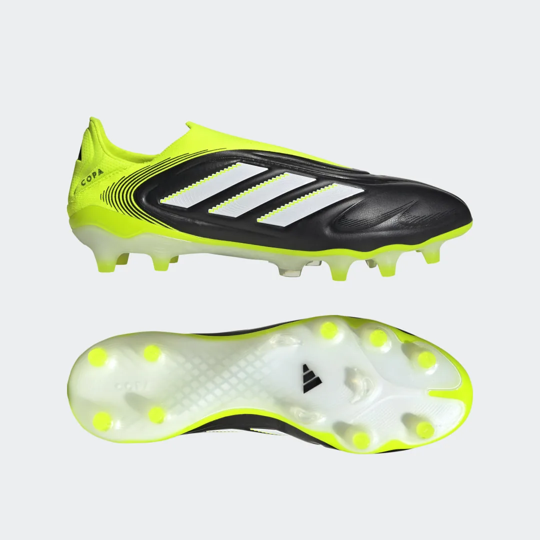 Chaussure de football adidas Copa Pure 3 Elite Laceless noire et jaune fluo, vue de profil et de dessous sur fond gris clair