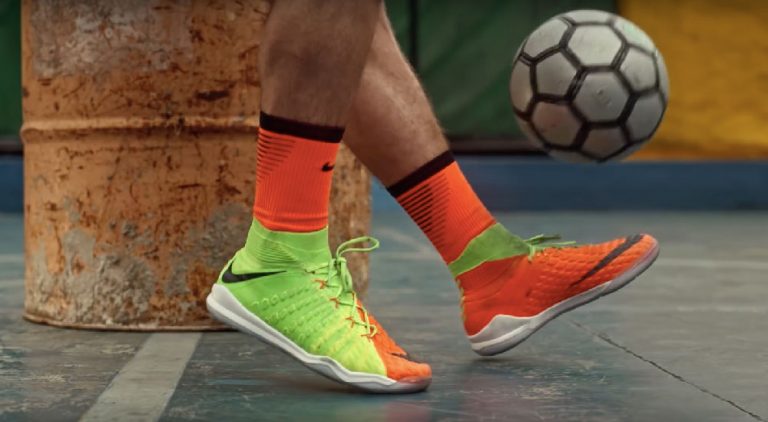 Video Street Soccer : Nike HypervenomX