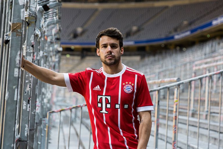 adidas dévoile le maillot domicile du Bayern Munich pour la saison 2017-2018
