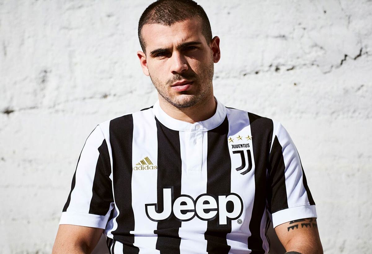 Maillot officiel de la Juventus 2018 maillot juventus 2018