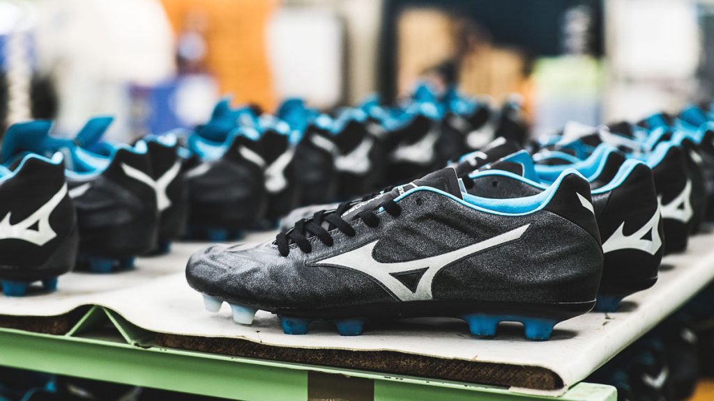 Chaussure de Foot Mizuno Rebula V1
