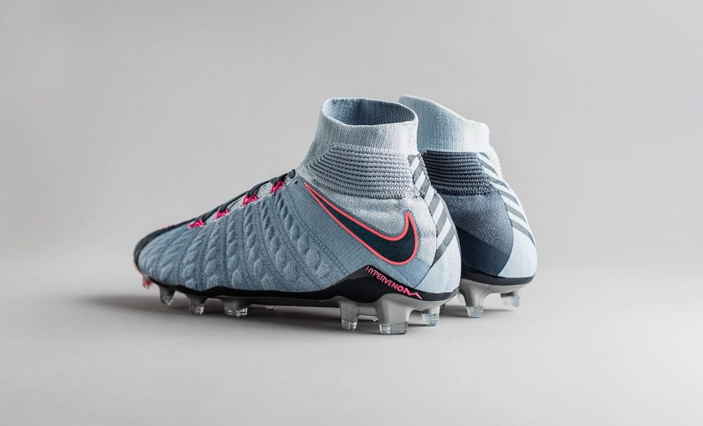 Nike Hypervenom Rising Fast