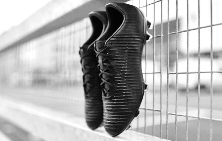 Nike présente un Tech Craft pack « Blackout »