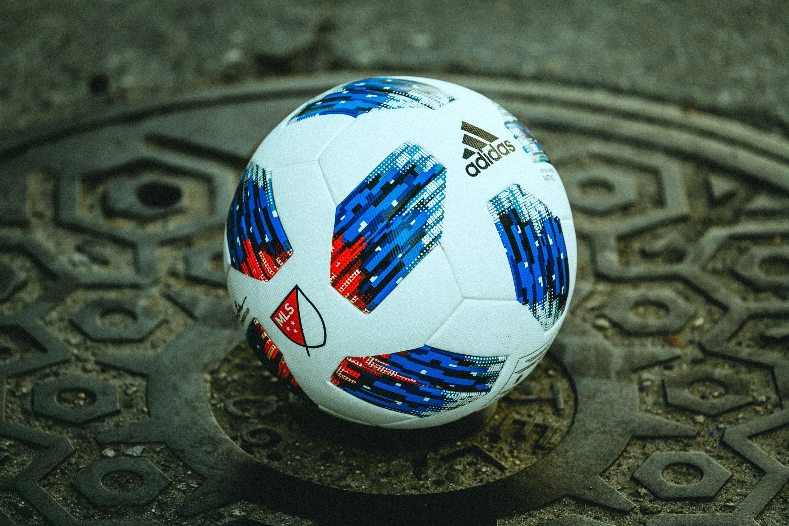 ballon-foot-adidas-MLS-2018-nativo