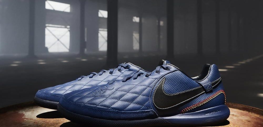Nike City Collection 10R en hommage à la carrière de Ronaldinho