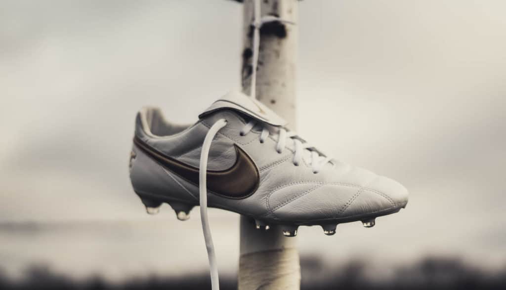 Nike Premier 2 White Metallic Gold R10 Ronaldinho