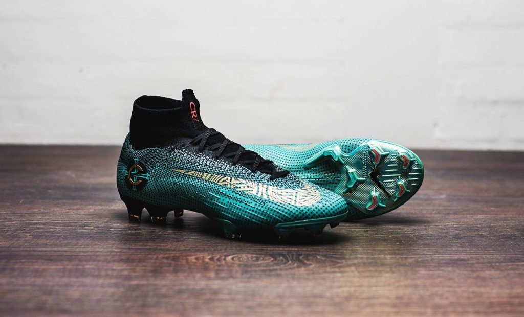 Nike CR7 Mercurial Superfly 360 Chapitre 6 "Born Leader"