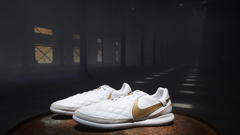 Nike TiempoX “City Collection” 10R Ronaldinho Barcelone & Milan