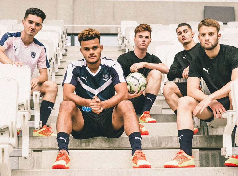 Les nouveaux maillots des Girondins de Bordeaux pour la saison 2018-2019, dévoilés par Puma
