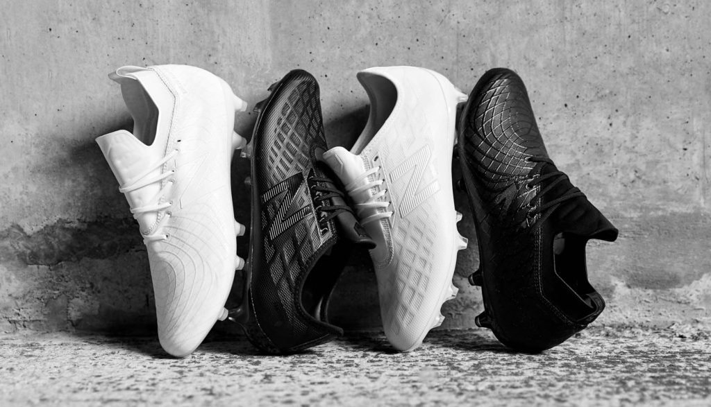 New Balance Football Black White Pack
