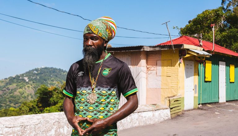 Les nouveaux maillots de la Jamaïque par Umbro
