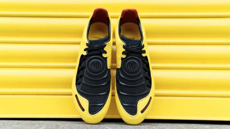 Nike réédite la chaussure de foot Total 90 Laser I
