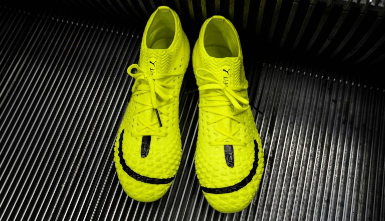 Antoine Griezmann co-design une chaussure de football pour célébrer ses 10 ans de carrière