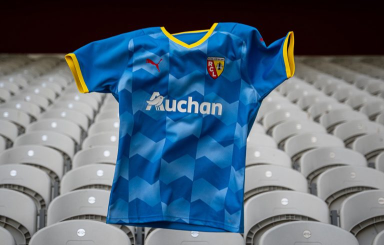 le 3ème maillot de foot du RC Lens dévoilé – saison 2021-2022