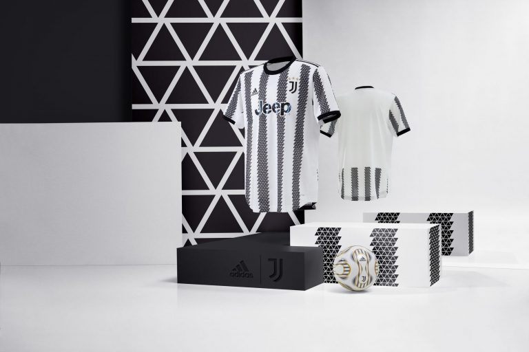Juventus le nouveau maillot domicile 2023 dévoilé