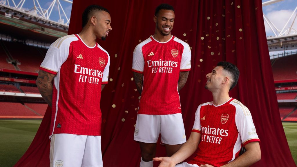 maillot domicile Arsenal 2023-2024