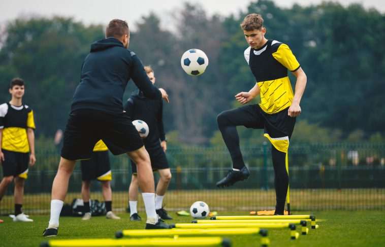 Réussir au Football avec l'aide d'un coach expert