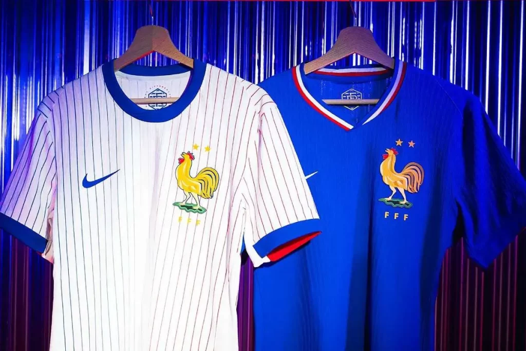 différences entre maillot Nike Classique stadium vs Authentique Dri-FIT ADV