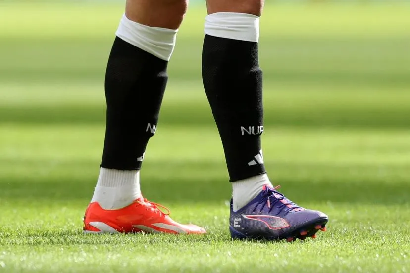Kieran Trippier chaussures adidas et puma - S Heppell Reuters