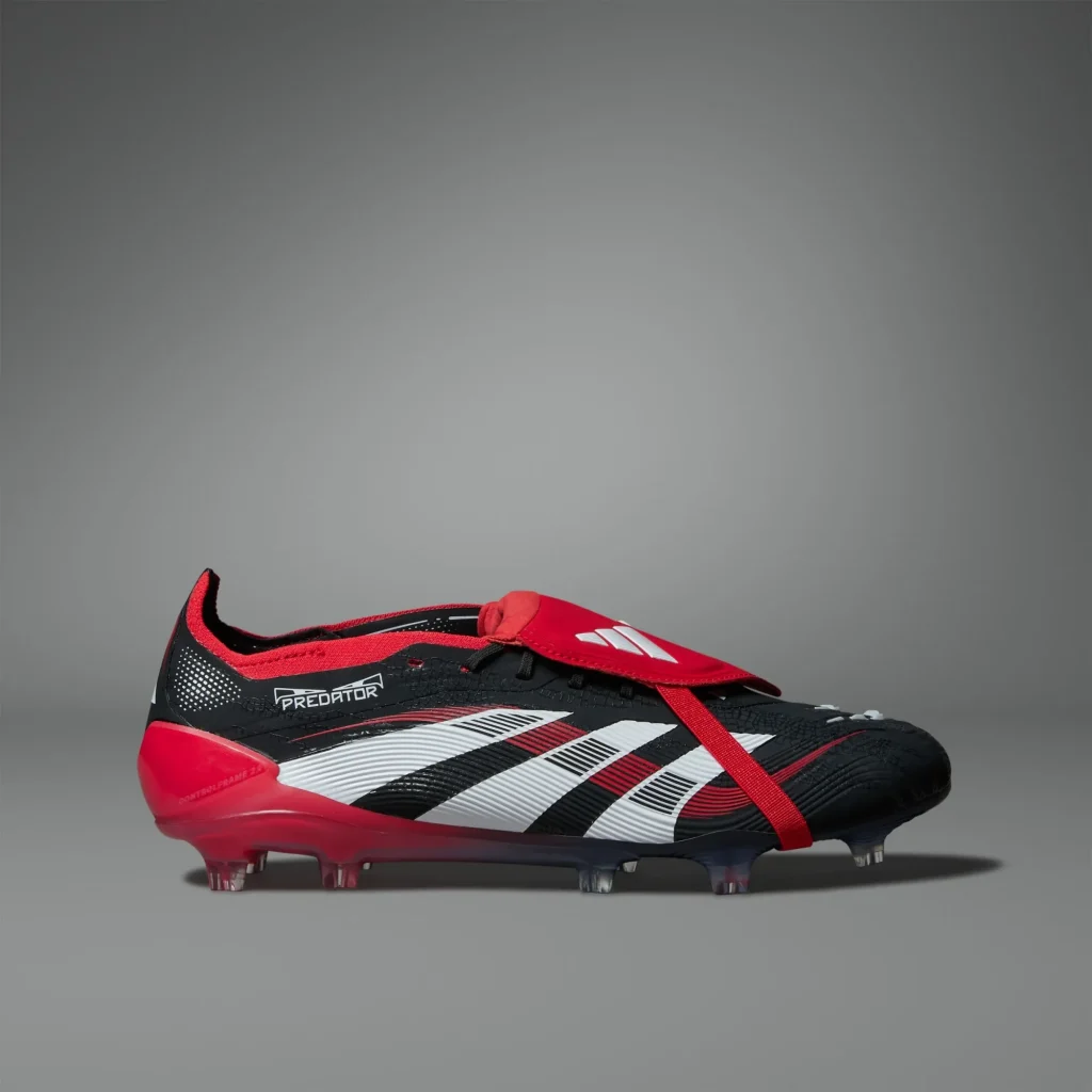 chaussure de foot adidas Predator Moments JH9258