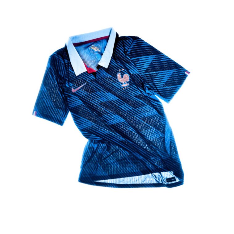 Nouveau maillot Equipe de France Football 2026